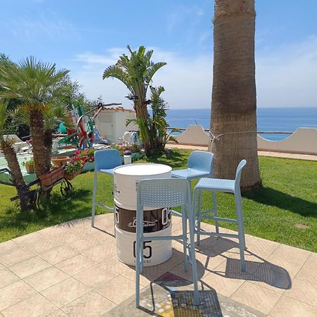 Apartamento Residenza Stefanelli Capo Vaticano Exterior foto