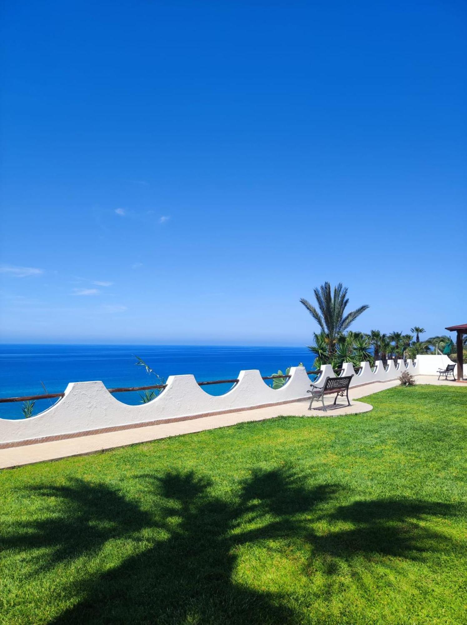 Apartamento Residenza Stefanelli Capo Vaticano Exterior foto