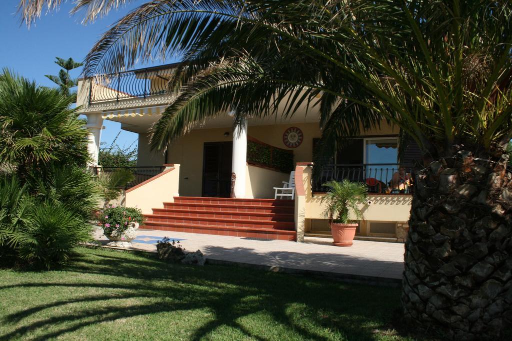 Apartamento Residenza Stefanelli Capo Vaticano Habitación foto