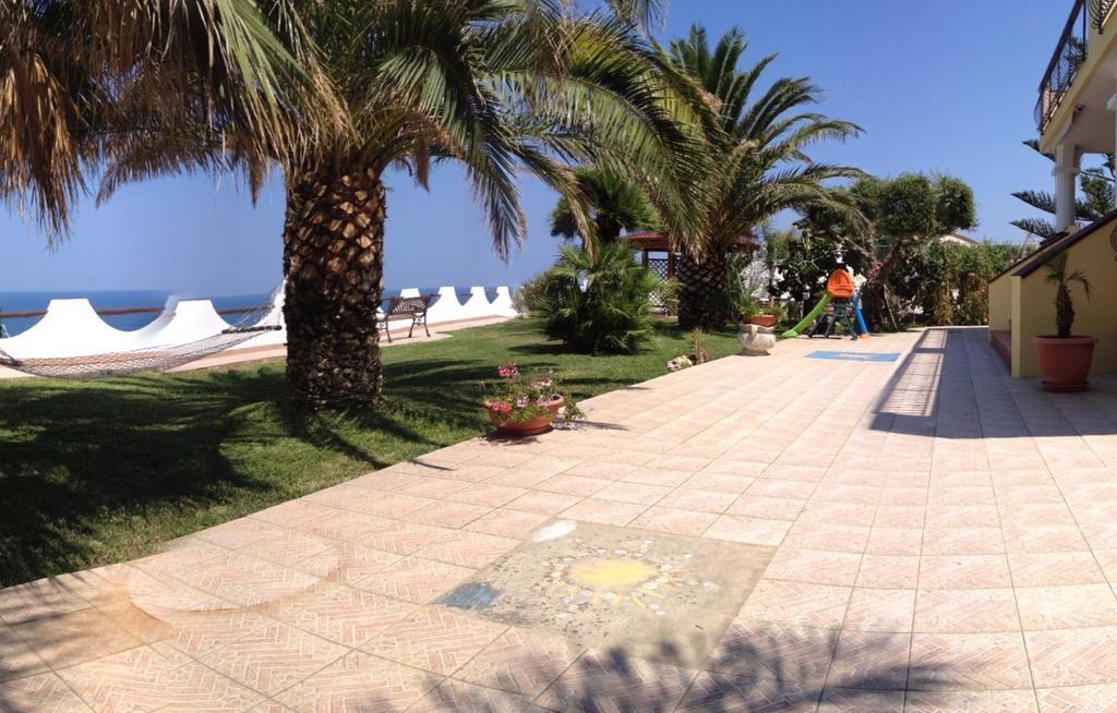 Apartamento Residenza Stefanelli Capo Vaticano Habitación foto