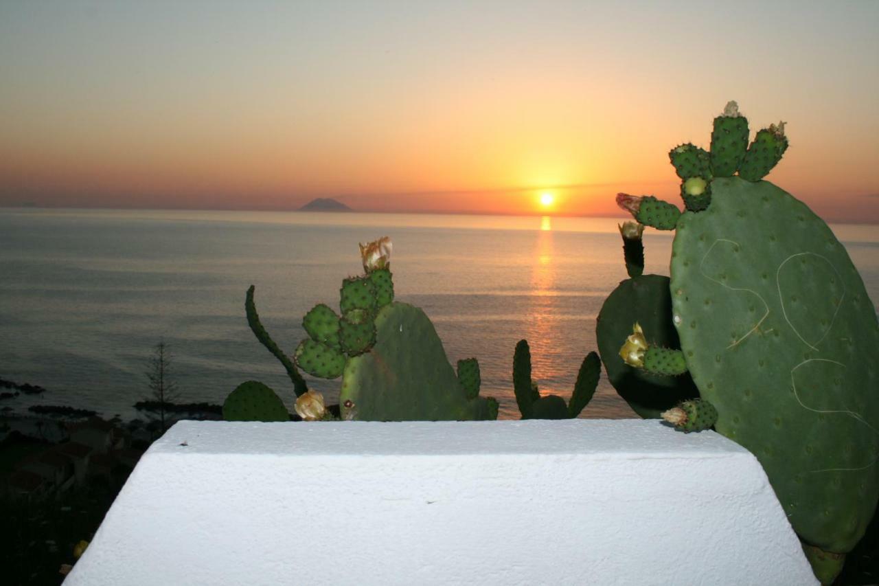 Apartamento Residenza Stefanelli Capo Vaticano Exterior foto